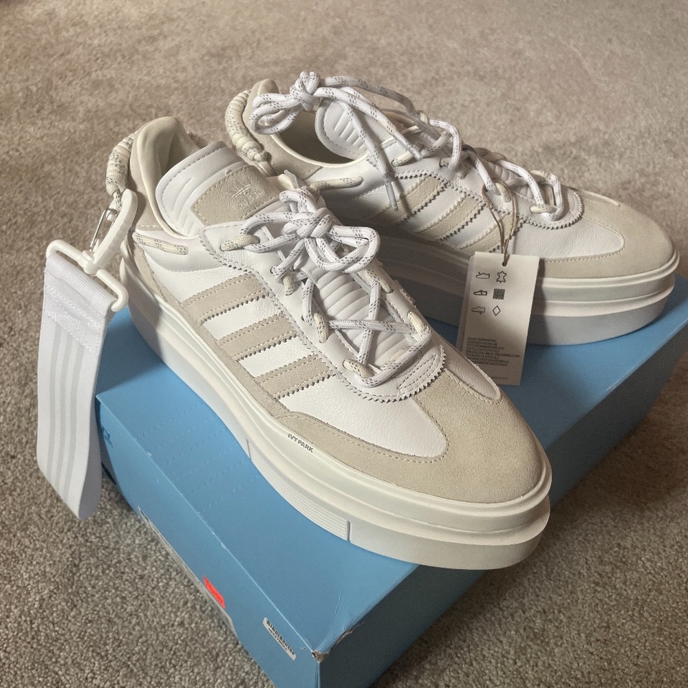 IVY PARK Super Sleek 10.5